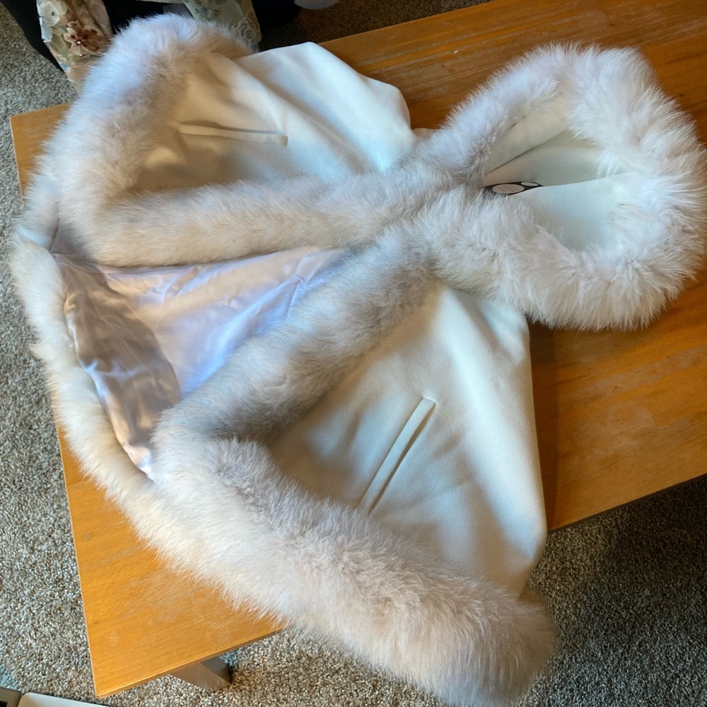 Fox Fur trim Hooded Cashmere cape -NWT